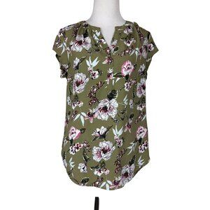 Fun2Fun Stitch fix Womens Floral Green Cap Sleeve Blouse With Keyhole Neckline 1